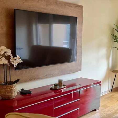 The Copper Leather Apartament